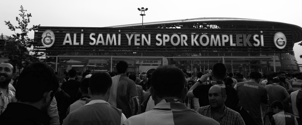 #BegbieOnTour Begbie Galatasaray-Genclerbirligi Ali SamiYen Turk Telekom Arena Istanbul Turchia Ultraslan Sneijder