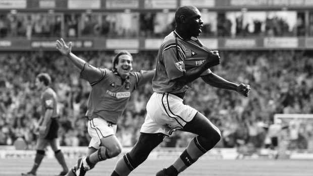 Shaun Goater Manchester City Maine Road Derby